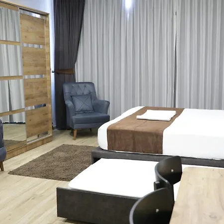 Tavra Daltaban * Istambul